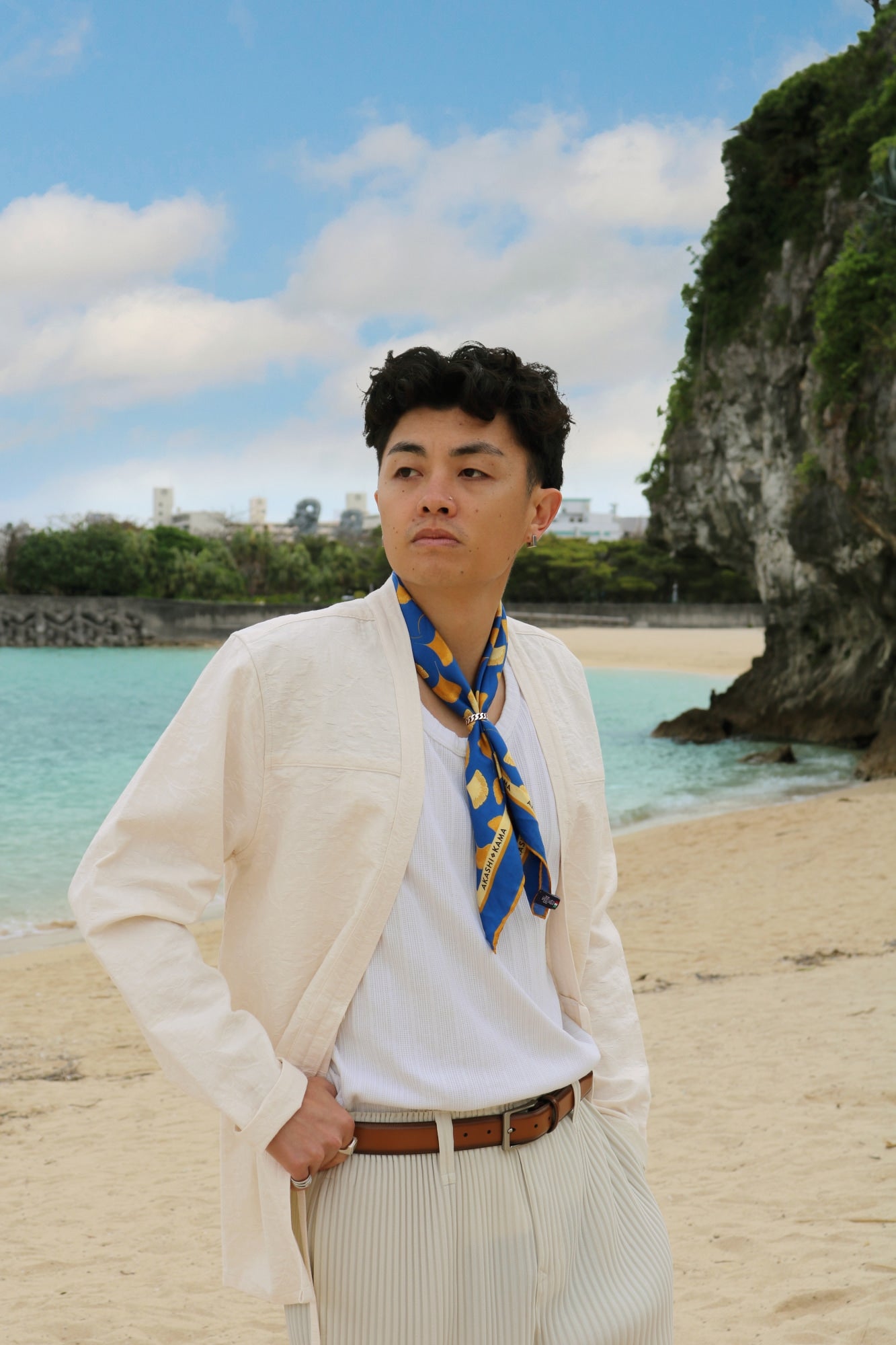 Akashi-Kama men’s Cream Noragi Jacket in jacquard floral, styled with Japanese Riviera Ginkgo Leaf silk-cotton bandana, Japanese streetwear style