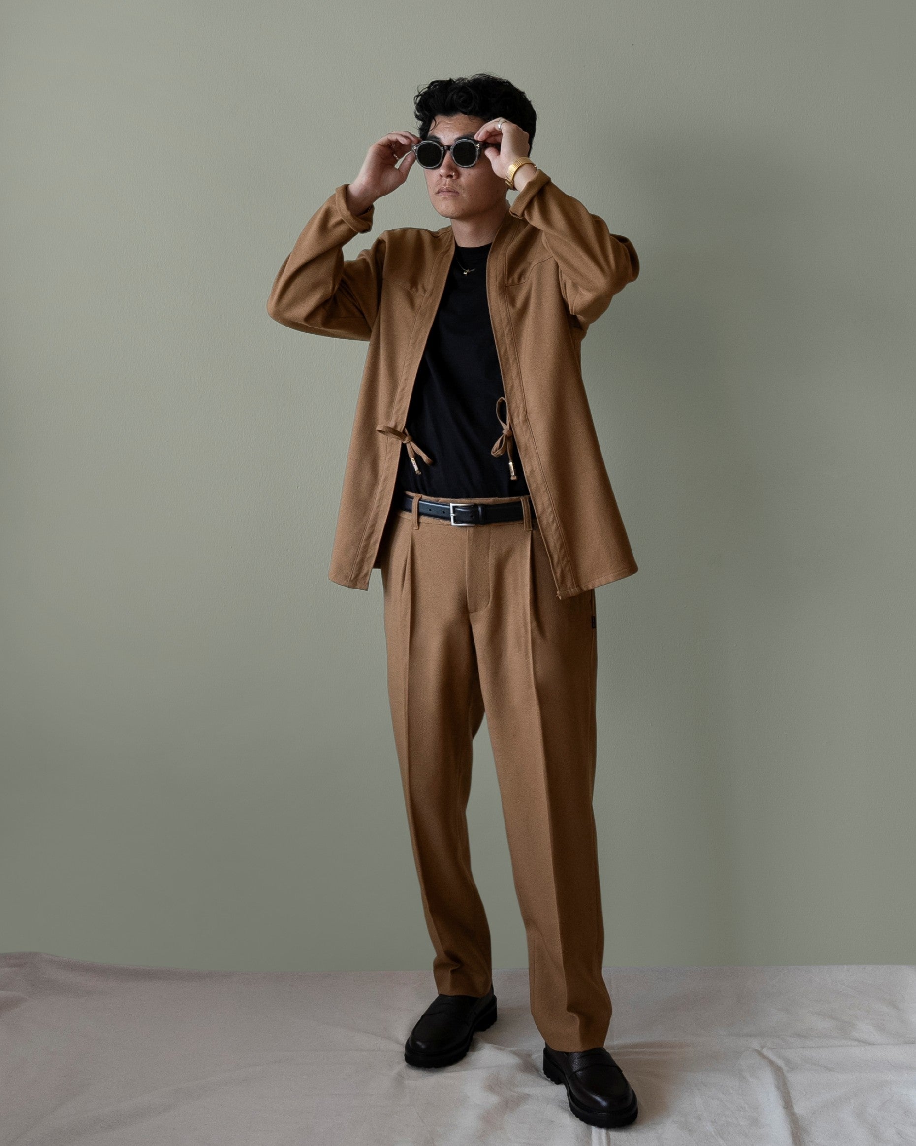 Kona pleated trousers and Brown Noragi Set | AKASHI-KAMA Mens Japanese Streetwear Style