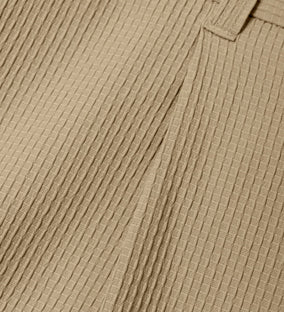 front pleat detail Technical Sashi Clay tailored AKASHI KAMA shorts