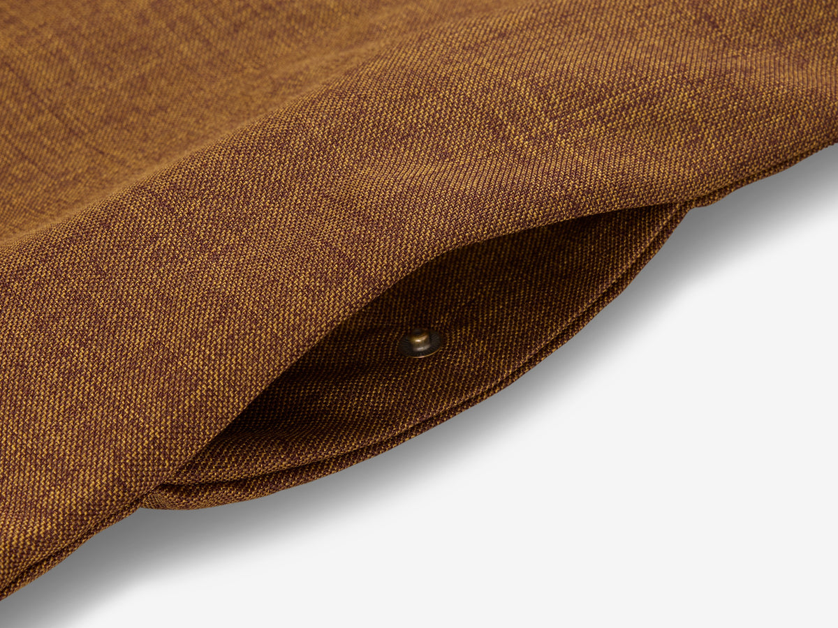 AKASHI-KAMA x Public Drip Gold Vest | sharkskin brown hidden pocket