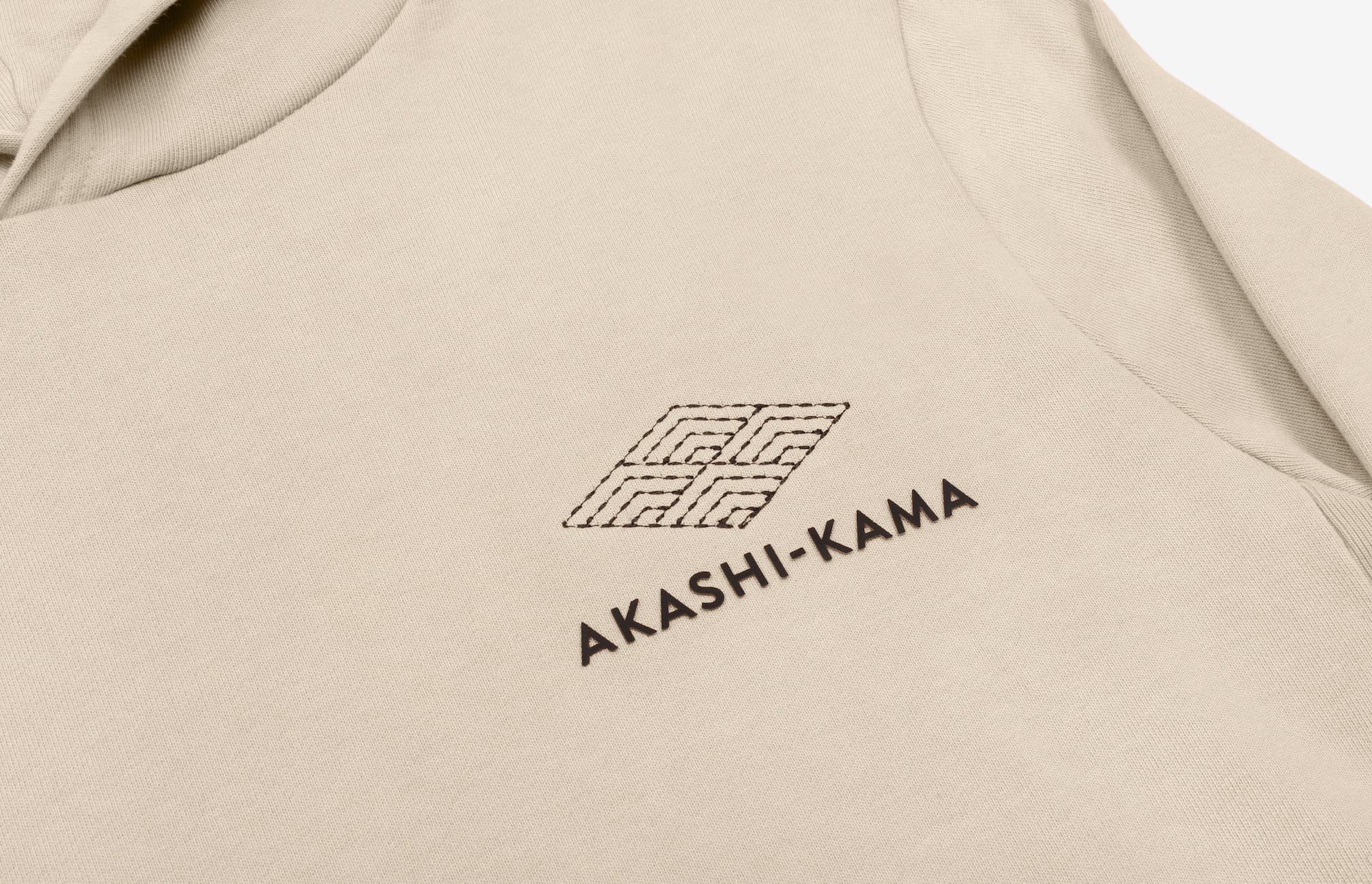 Japanese Sashiko Hoodie AKASHI KAMA Sweatshirt in Beige | Streetwear Garment Dye Texture Logo